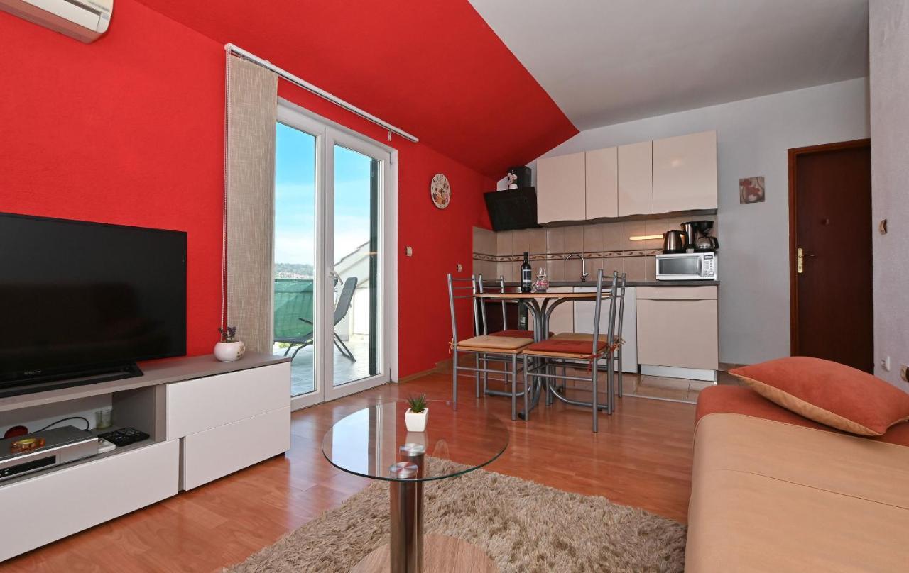 Apartments Marija Трогир Экстерьер фото