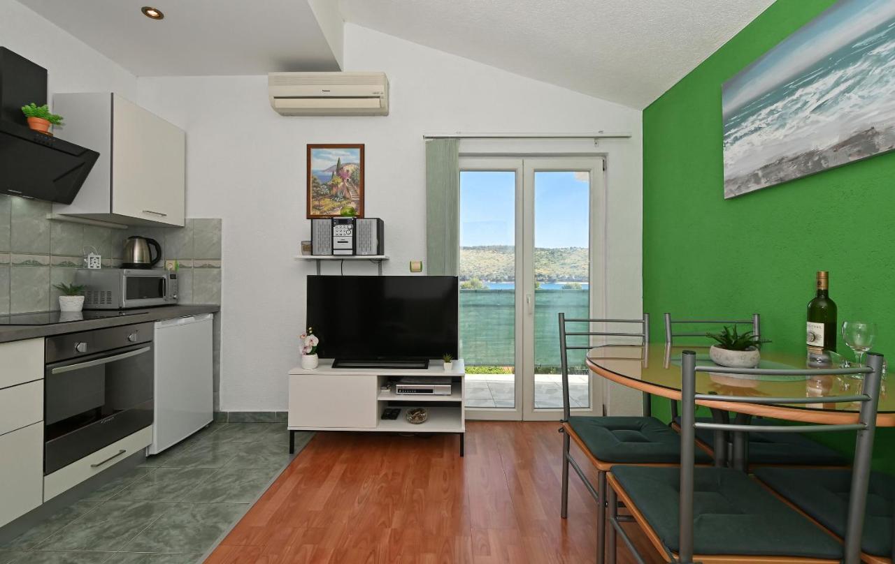 Apartments Marija Трогир Экстерьер фото