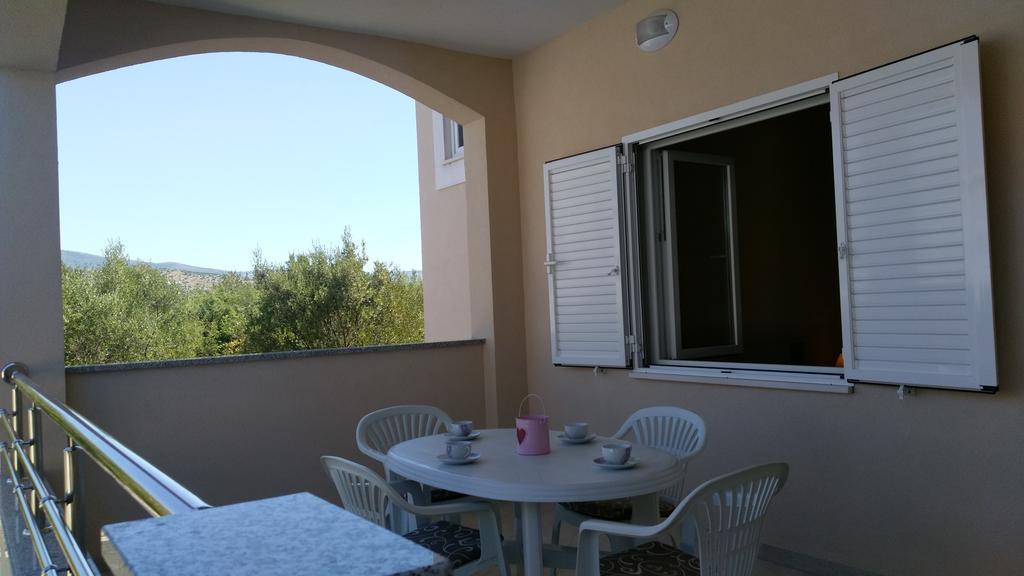 Apartments Marija Трогир Экстерьер фото