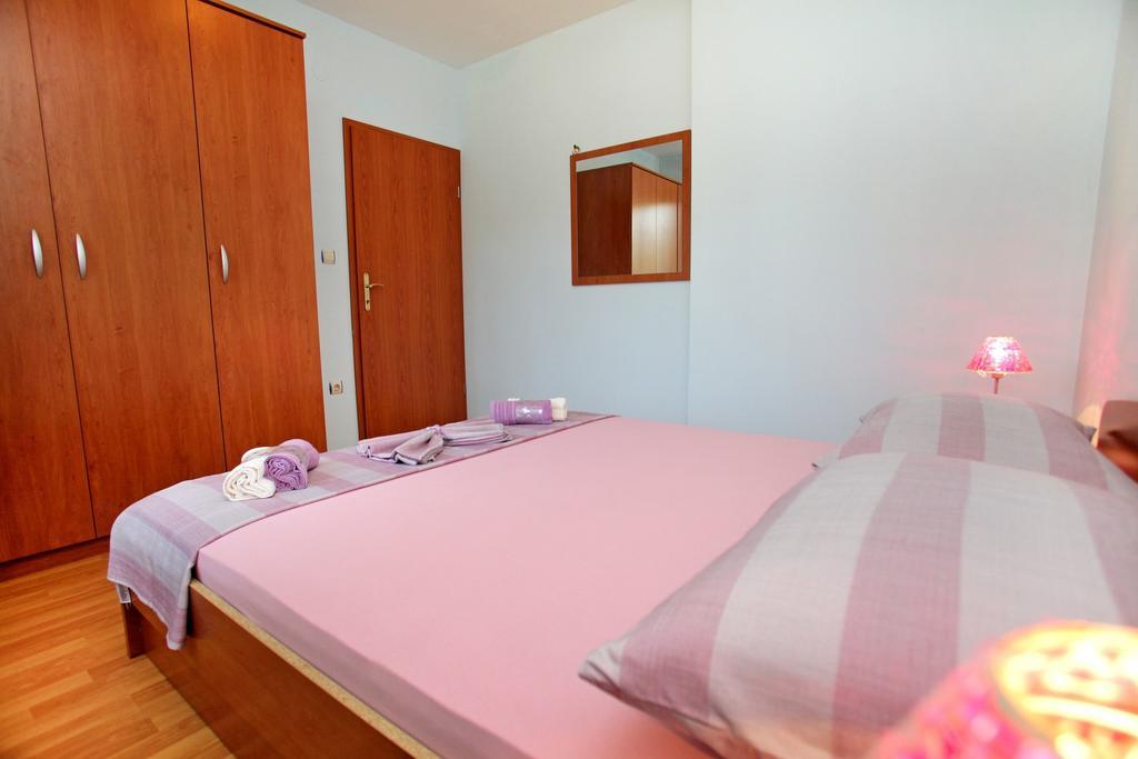 Apartments Marija Трогир Экстерьер фото